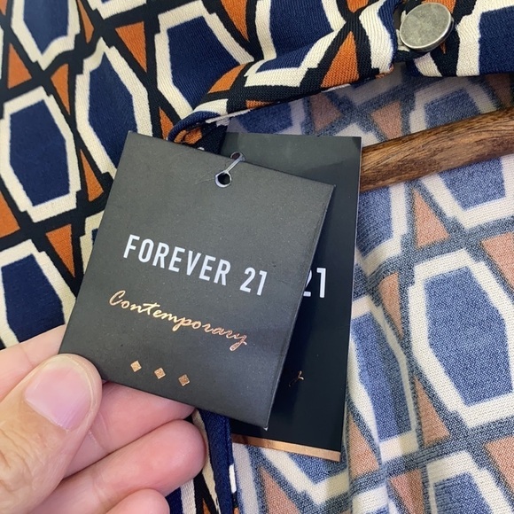 Forever 21  - NWT Burnt Orange and Blue Diamond Sleeveless  Dress Size Small - Picture 11 of 14